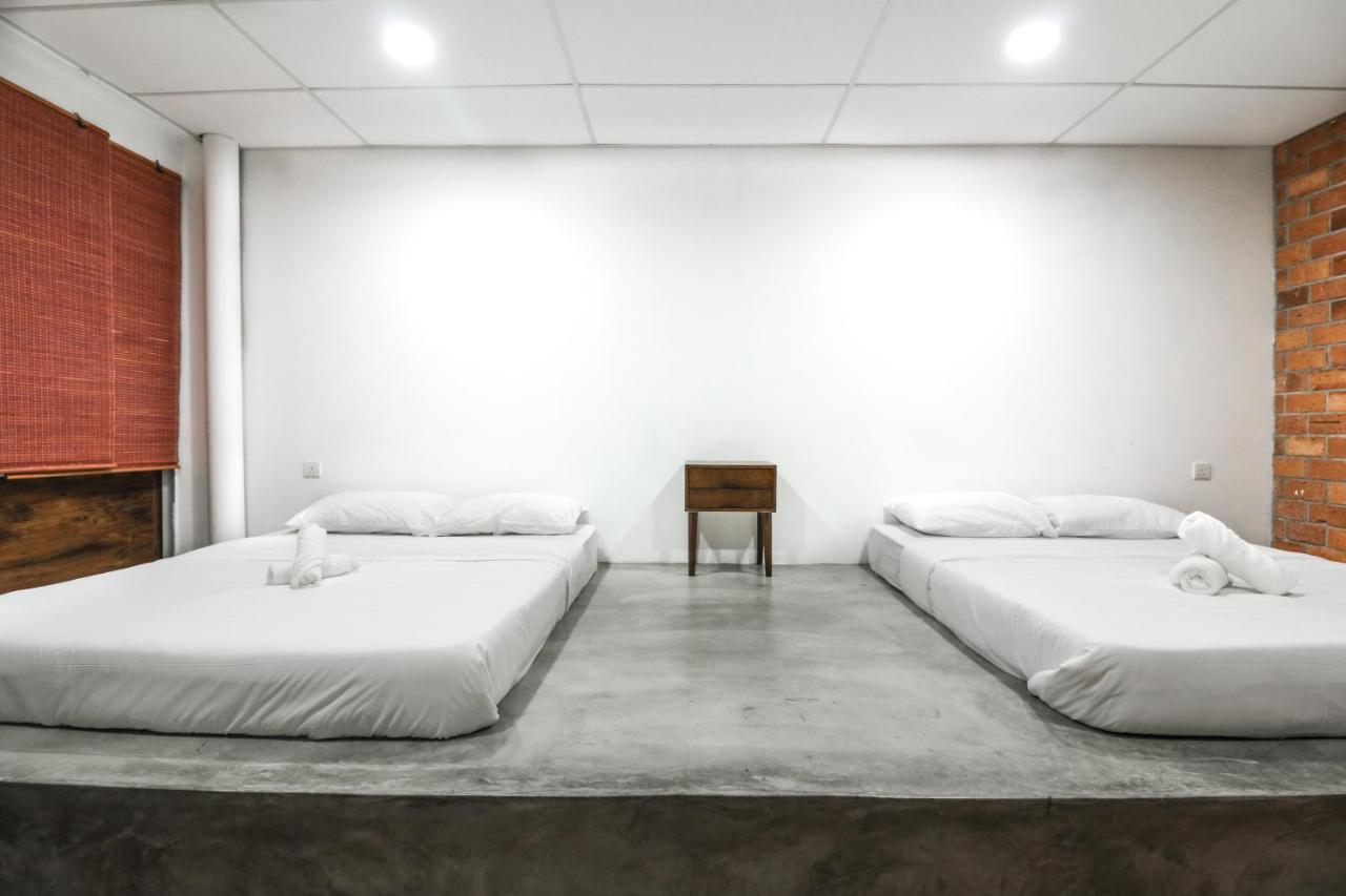 Urbanstay Industrial Ipoh Buitenkant foto